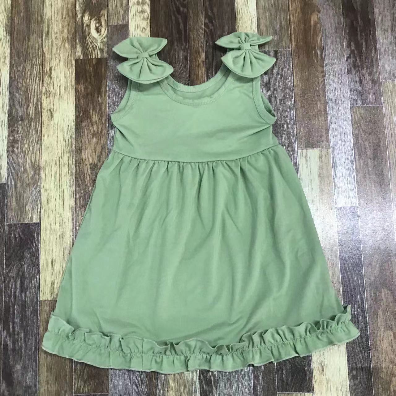 Children's Sleeveless Green Dress with Bow Details