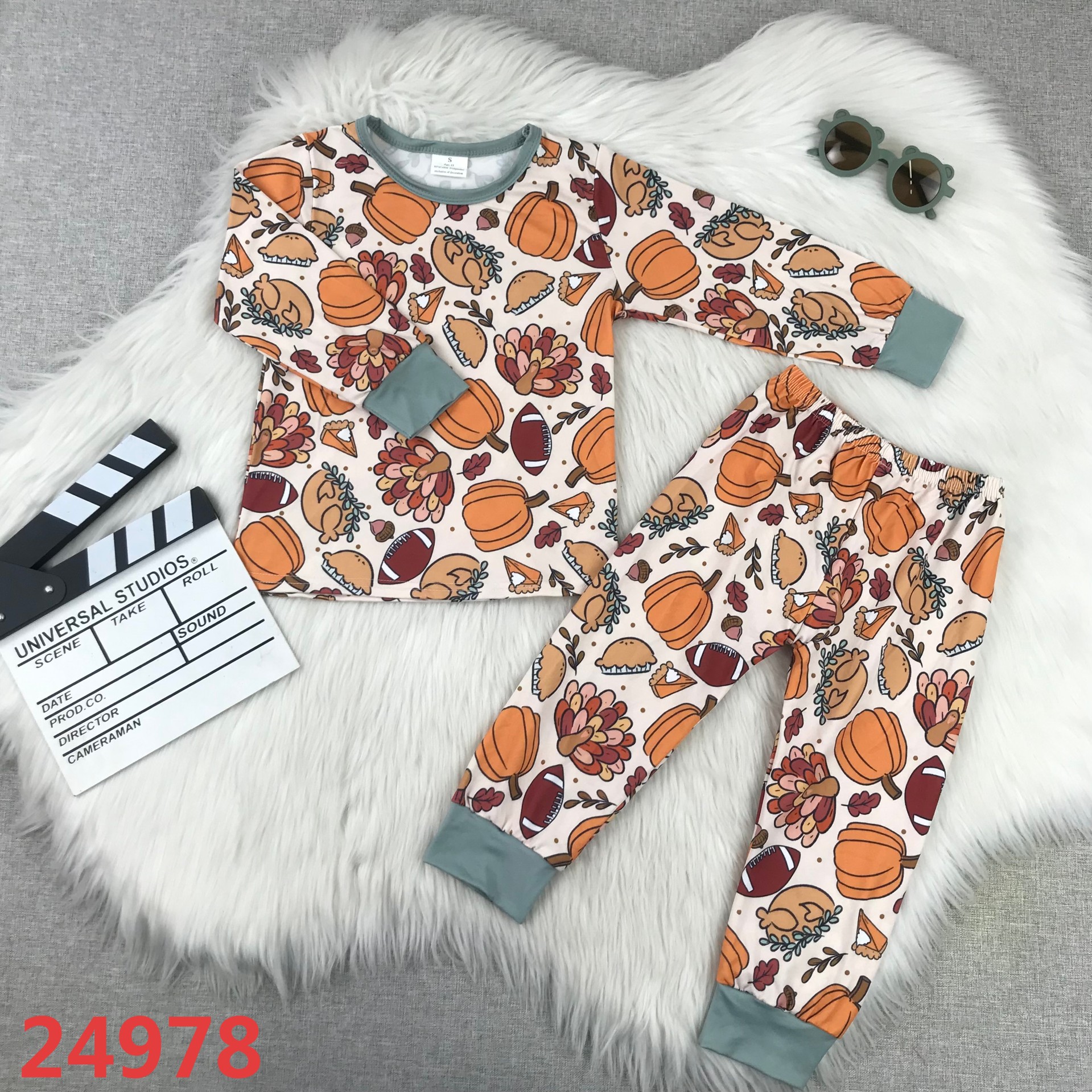 Children's Thanksgiving-Themed Long Sleeve Set