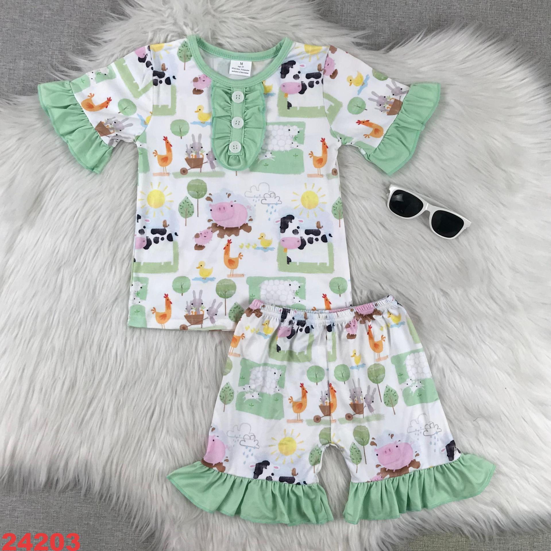 Children's Farm Animal Print Short Sleeve Set with Ruffle Accents
