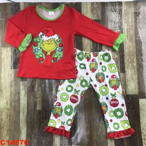 Christmas Grinch-Themed Long Sleeve Pajama Set