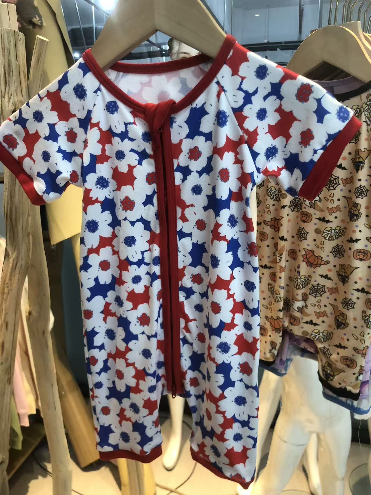 Floral Print Short Sleeve Romper